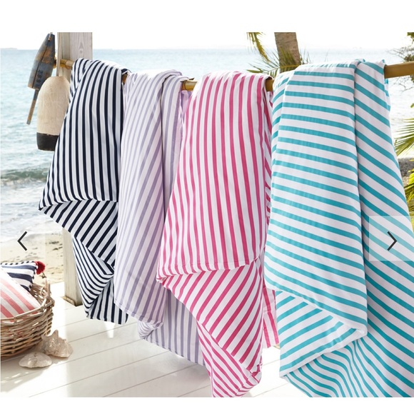 Pottery Barn Kids Breton Stripe Duvet Cover Twin - Picture 4 of 4